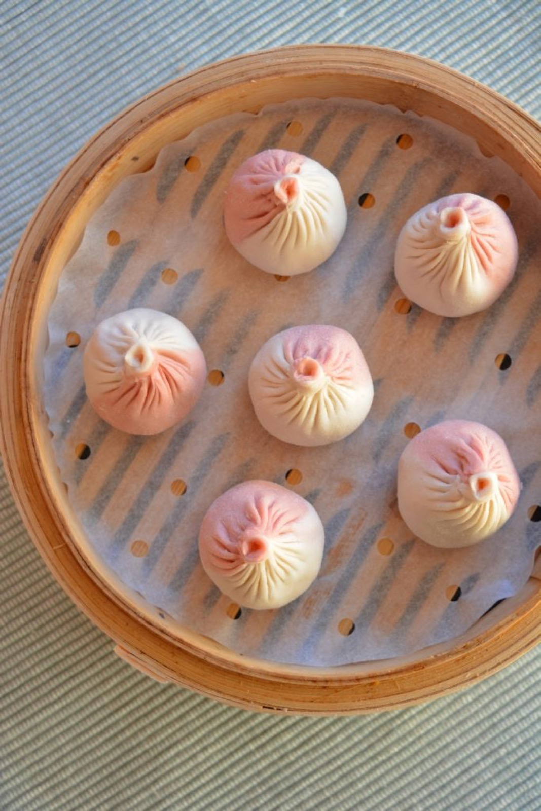 Shrimp and pork soup dumplings